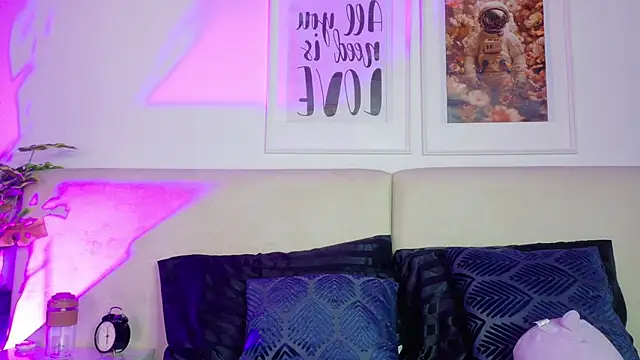 Gabbie Danger online show from April 15, 11:38 am