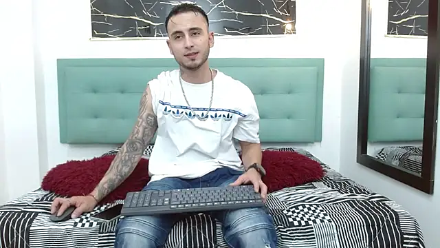 PowerLustX online show from May 17, 3:28 am