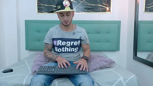 Snapshot of PowerLustX chatting on June 10, 3:30 am PowerLustX online show from June 10, 3:30 am