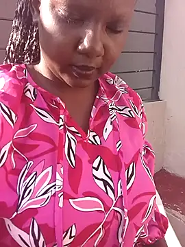 YourWifeyLily online show from April 11, 1:59 pm