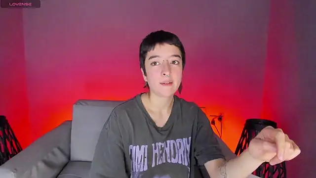 Snapshot of Atheena__ chatting on June 22, 12:24 pm Atheena online show from June 22, 12:24 pm