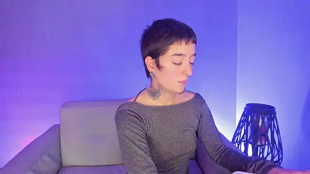 Atheena   online show from May 26, 12:58 pm