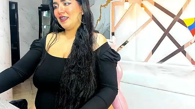 Sasha tf online show from July 4, 8:35 pm