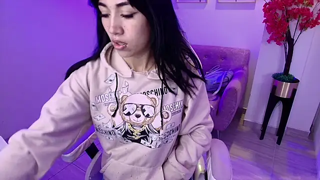 Rainy doll online show from June 12, 12:03 pm