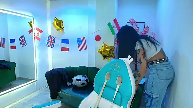 Rainy doll online show from June 24, 6:17 pm