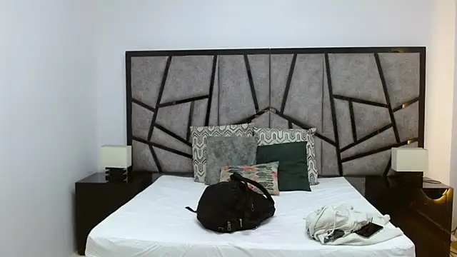 coral echeverri online show from May 30, 3:02 am