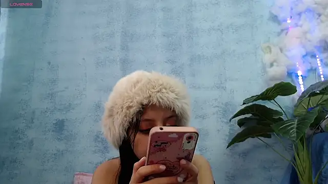 Snapshot of day0demony chatting on July 7, 7:39 pm day0demony online show from July 7, 7:39 pm