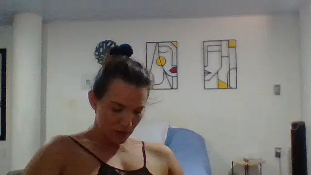 Snapshot of valery_fitt chatting on July 16, 8:39 pm valery fitt online show from July 16, 8:39 pm