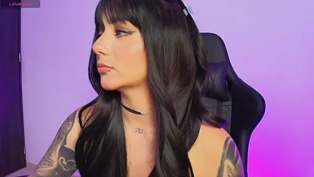 Megan jacksonn  online show from April 18, 2:25 am