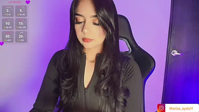 Megan jacksonn  online show from June 18, 1:15 am
