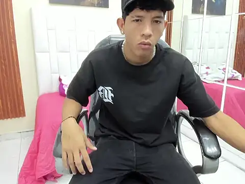 Alexander villa  online show from April 8, 10:11 pm