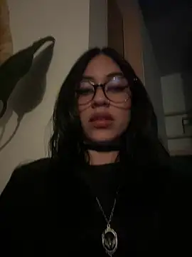 Snapshot of Kattze_ chatting on July 8, 2:03 am Kattze online show from July 8, 2:03 am