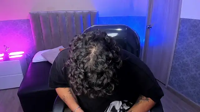 DAMON SALVATTORE online show from April 17, 3:31 am