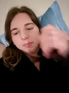 jade Montoe online show from April 16, 9:15 pm