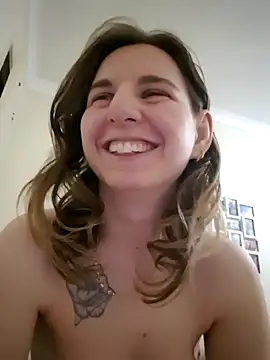 jade Montoe online show from April 16, 9:39 pm