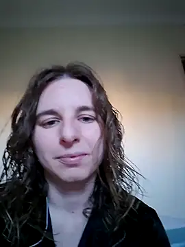 jade Montoe online show from April 30, 6:37 pm