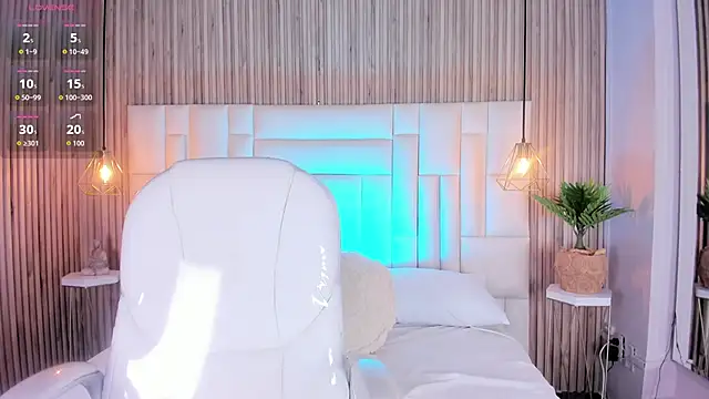 NicolSantos online show from June 1, 11:43 am