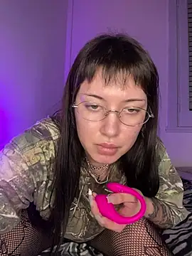 cherryxxox online show from July 5, 11:22 pm