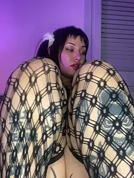 cherryxxox online show from June 25, 12:30 am