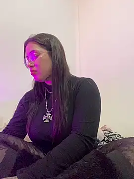 cherryxxox online show from April 29, 1:32 am