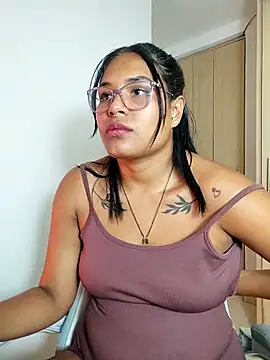 AGATTA0 online show from April 22, 10:38 pm