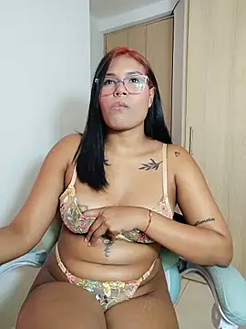 AGATTA0 online show from May 10, 5:15 pm