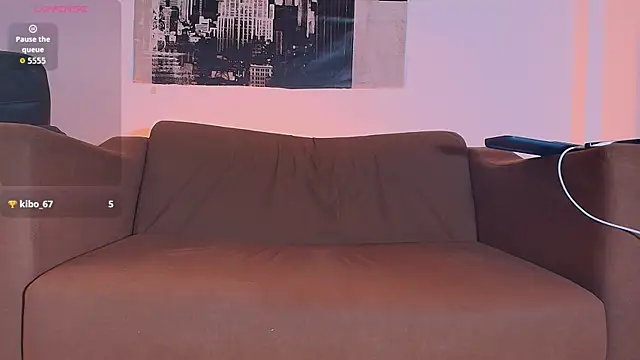 Snapshot of Regan_01 chatting on June 20, 6:35 pm Regan 01 online show from June 20, 6:35 pm