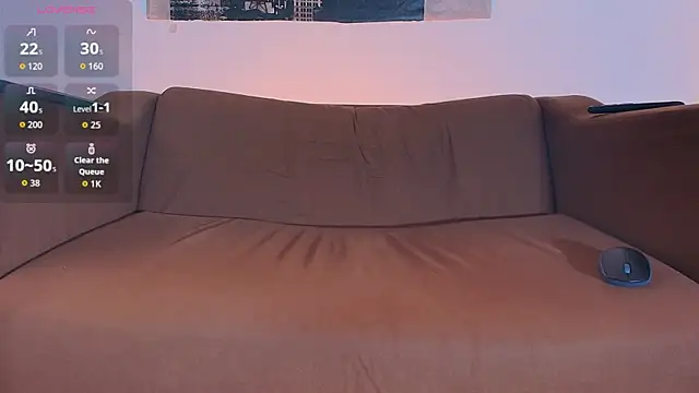 Snapshot of Regan_01 chatting on June 17, 7:24 pm Regan 01 online show from June 17, 7:24 pm