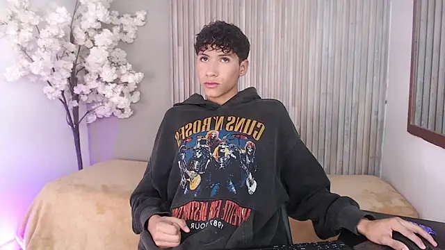 Velvet An online show from April 12, 1:58 pm