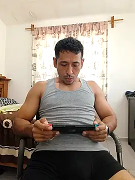 edulovee online show from May 9, 11:30 pm