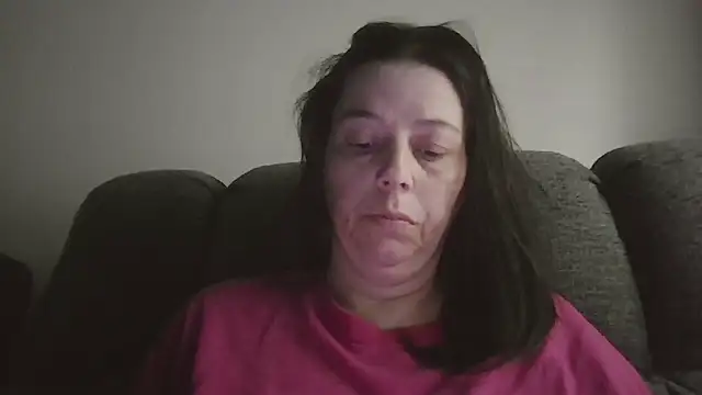 lily1982 online show from April 25, 3:53 pm