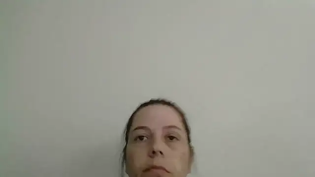 lily1982 online show from April 30, 6:37 pm