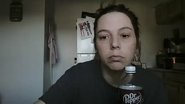 lily1982 online show from May 13, 10:06 pm