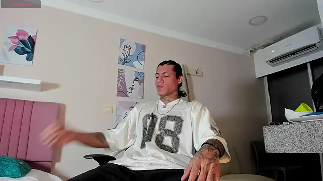 Damian Romanoff online show from April 24, 4:58 am