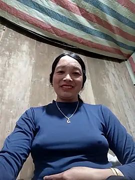 vanlucky2 online show from May 3, 11:47 am