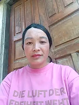 vanlucky2 online show from April 8, 6:15 am