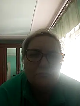 AureliaSky598 online show from May 14, 8:00 am