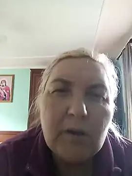 AureliaSky598 online show from April 22, 3:41 pm
