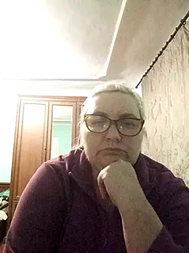 AureliaSky598 online show from April 23, 5:58 pm