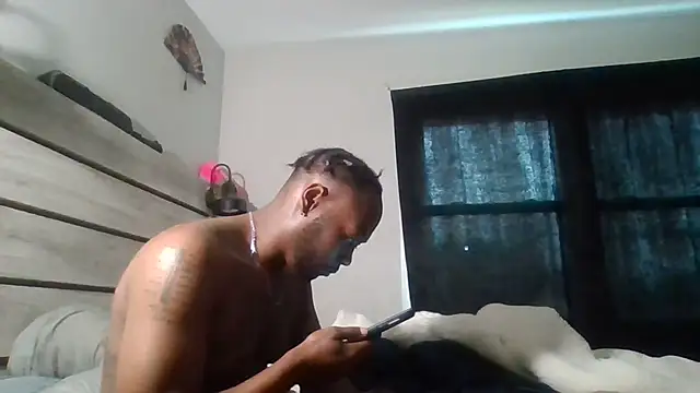 Snapshot of zdaddymm chatting on July 4, 3:27 pm zdaddymm online show from July 4, 3:27 pm