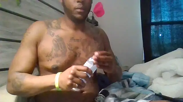 zdaddymm online show from April 18, 4:53 pm
