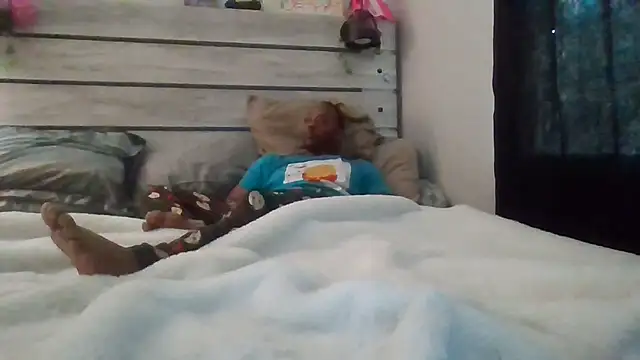 Snapshot of zdaddymm chatting on June 9, 2:07 pm zdaddymm online show from June 9, 2:07 pm