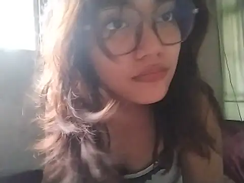 OliviaCarchi online show from July 2, 8:42 am