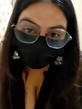 Snapshot of Aysha_69 chatting on June 26, 11:05 am Aysha 69 online show from June 26, 11:05 am