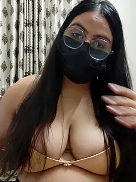 Snapshot of Aysha_69 chatting on June 29, 3:56 pm Aysha 69 online show from June 29, 3:56 pm