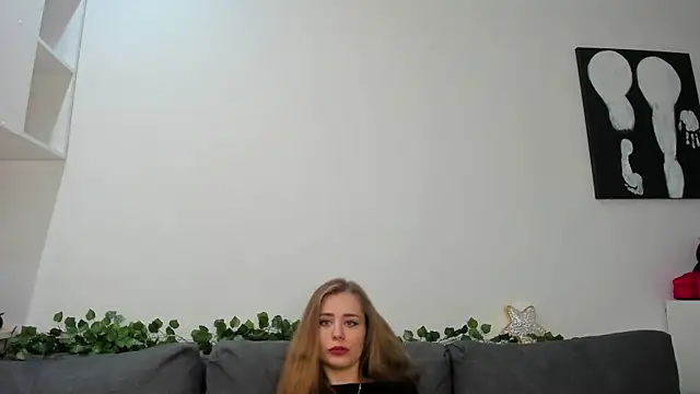 cute mey  online show from April 12, 6:16 am