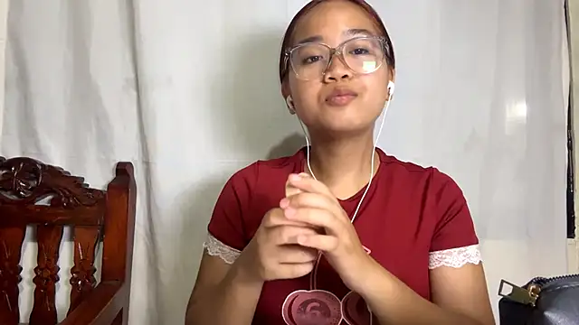 SheenaMcbrien online show from April 13, 12:20 pm