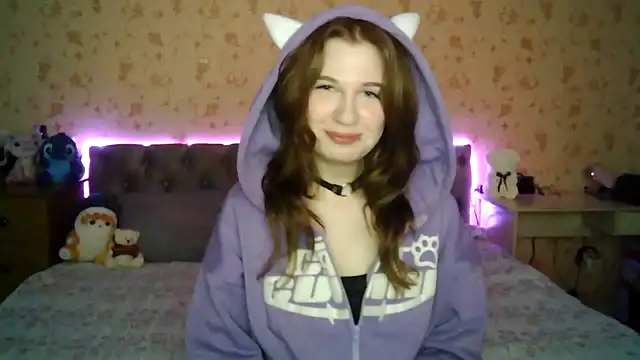 HoneyTangerine online show from April 20, 4:19 pm