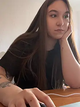 RiannaBrown online show from April 14, 3:11 am