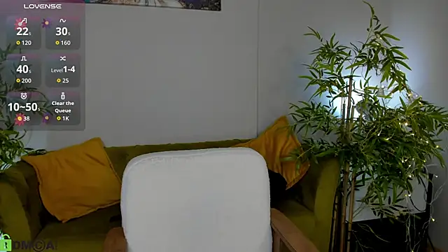 Riddle Lay online show from April 14, 9:58 am